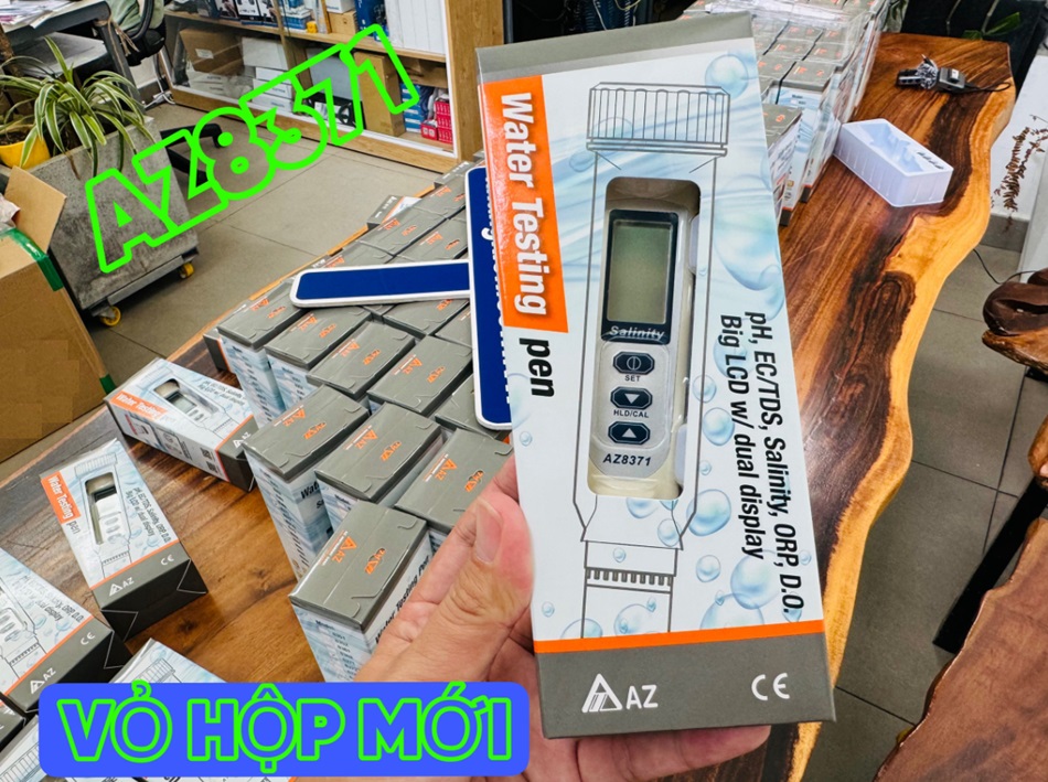 Bút đo độ mặn AZ8371 có kiểu dáng vỏ mới, đẹp mắt và tiện lợi Bút đo độ mặn AZ8371 có kiểu dáng vỏ mới, đẹp mắt và tiện lợi