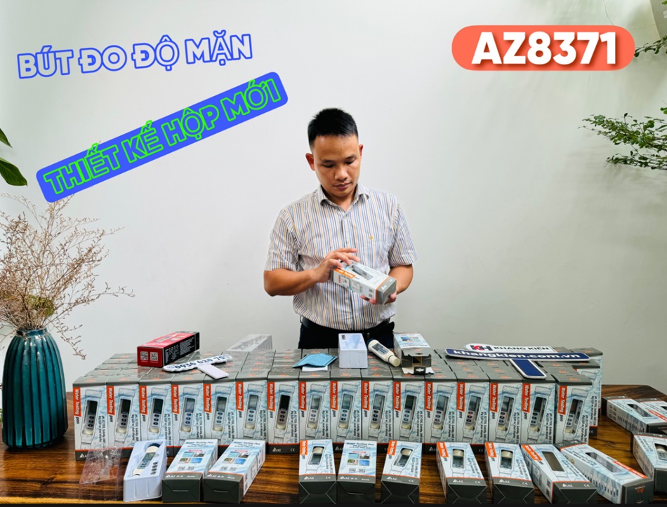 Trên tay bút đo độ mặn AZ8371 phiên bản vỏ hộp mới Trên tay bút đo độ mặn AZ8371 phiên bản vỏ hộp mới