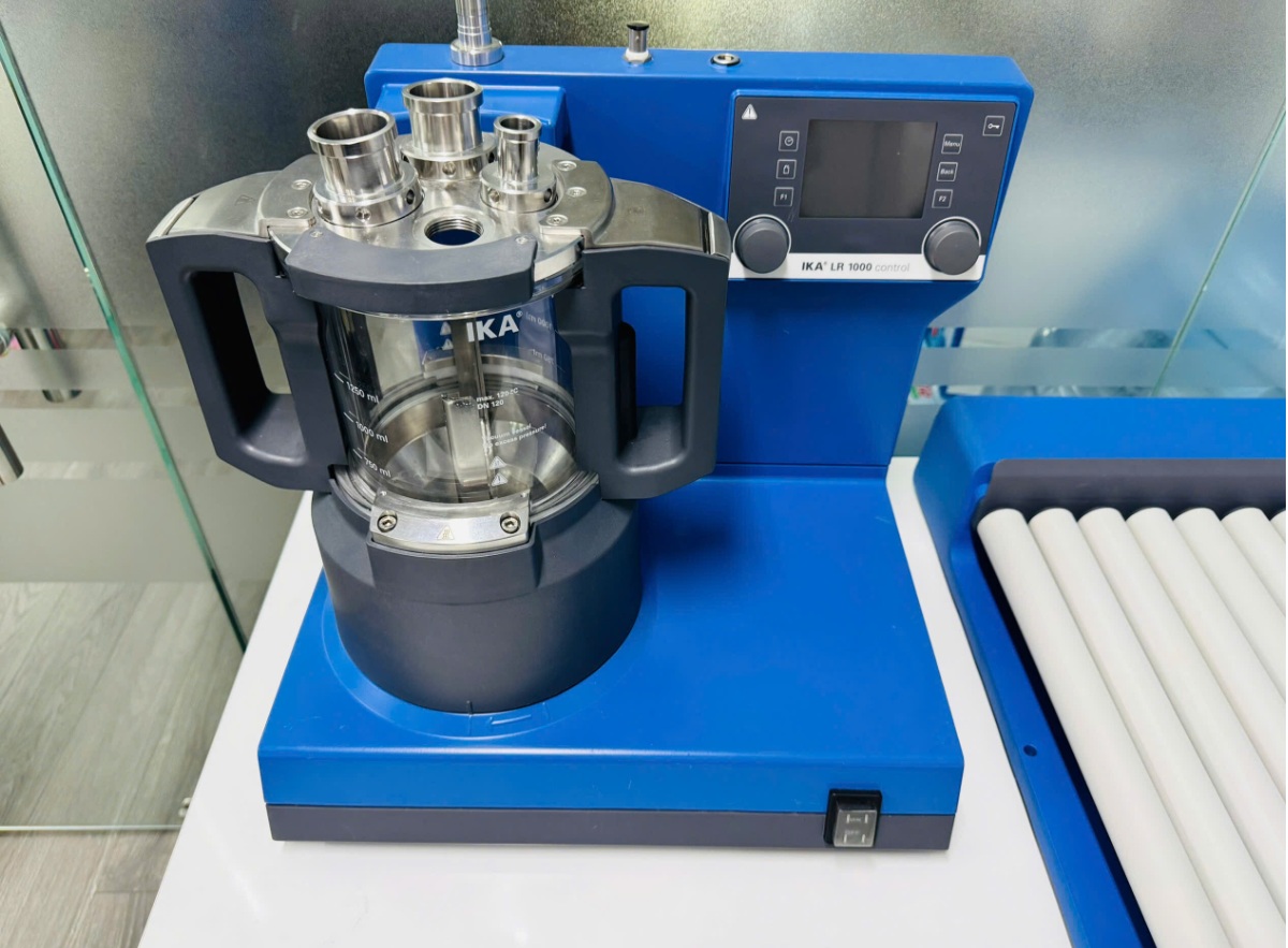 Tổng quan về thiết bị phản ứng hóa học IKA LR1000 Tổng quan về thiết bị phản ứng hóa học IKA LR1000